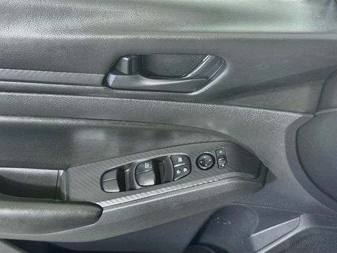Used 2023 Nissan Altima 2.5 S FWD image 24