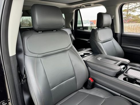 Certified 2025 Ford Expedition Max Active image 21