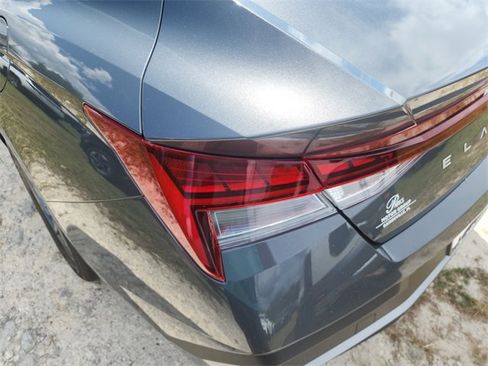 New 2025 Hyundai Elantra Blue image 7