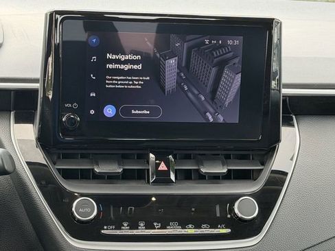 Used 2023 Toyota Corolla LE image 15