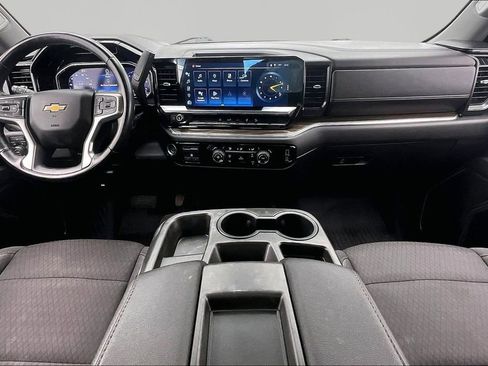 Used 2024 Chevrolet Silverado 2500 LT AWD/4WD image 16