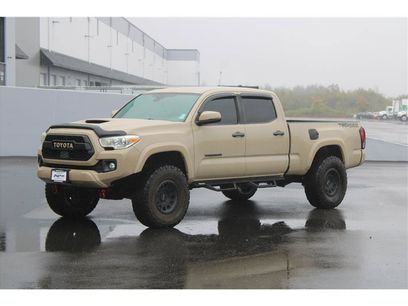 Used 2019 Toyota Tacoma TRD Sport w/ Exterior Package