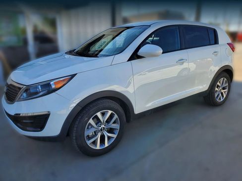 Used 2016 Kia Sportage LX FWD image 6
