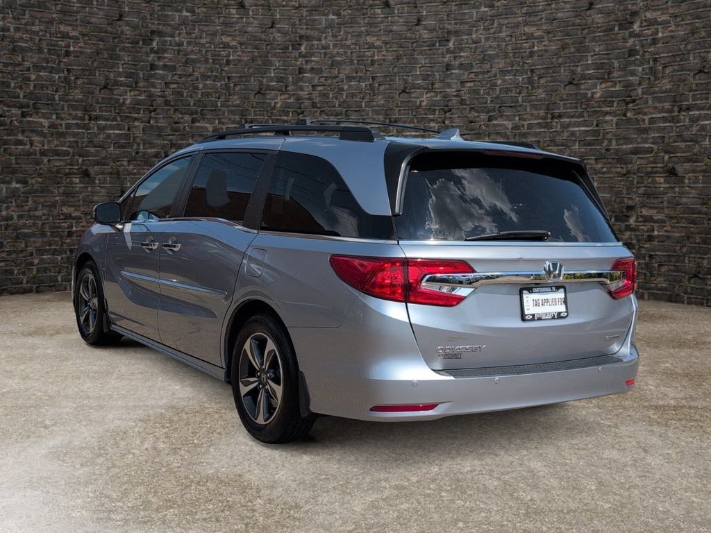Used 2018 Honda Odyssey Touring image 4