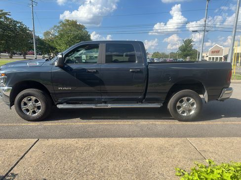 Used 2026 RAM 2500 Big Horn AWD/4WD image 7