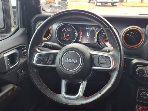 Used 2022 Jeep Gladiator Mojave AWD/4WD image 23
