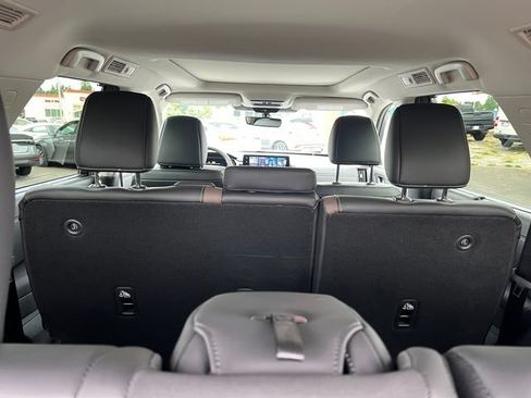 New 2026 Nissan Pathfinder Platinum w/ Cargo Package AWD/4WD image 21