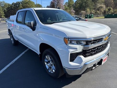 Used 2023 Chevrolet Silverado 1500 LT image 7
