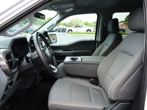 Used 2025 Ford F150 XLT w/ Equipment Group 301A Standard RWD image 9