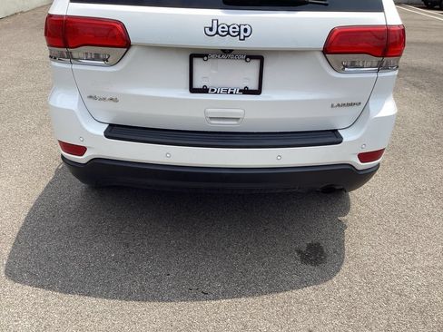 Used 2018 Jeep Grand Cherokee Laredo AWD/4WD image 20