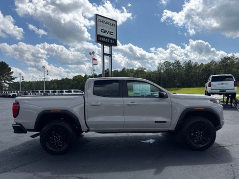 New 2026 GMC Canyon Elevation w/ Convenience Package RWD image 2