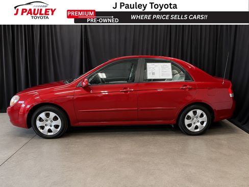 Used 2009 Kia Spectra EX FWD image 2