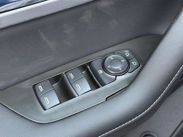 New 2026 Chevrolet Blazer LT w/ Convenience Package FWD image 8