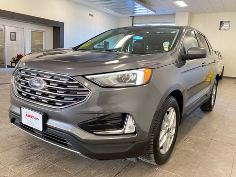 Used 2022 Ford Edge SEL w/ Convenience Package image 4