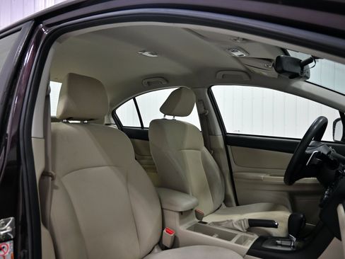 Used 2013 Subaru Impreza 2.0i Premium w/ All-Weather Pkg AWD/4WD image 21