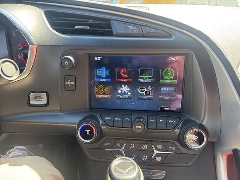 Used 2019 Chevrolet Corvette Stingray Coupe w/ 1LT image 6