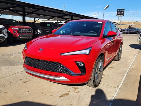 New 2026 Buick Envista Avenir image 8