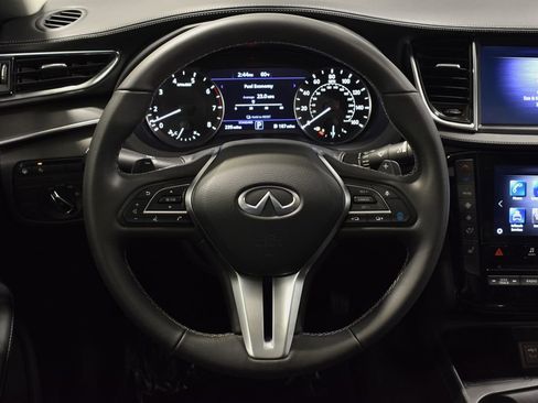 Certified 2025 INFINITI QX50 Luxe image 16