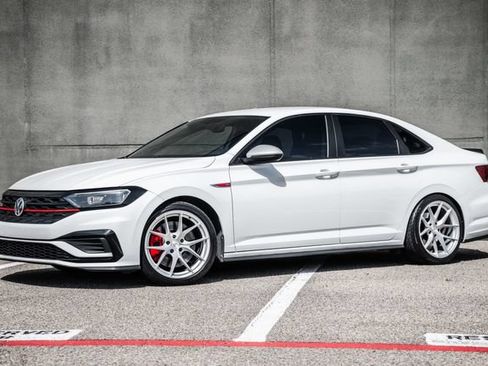 Used 2020 Volkswagen Jetta GLI FWD image 39
