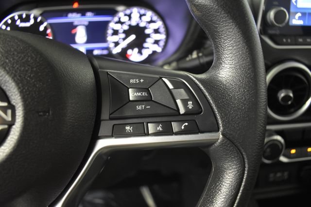 Used 2025 Nissan Sentra SV FWD image 16