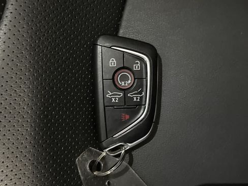 Used 2024 Chevrolet Corvette Stingray Coupe w/ 1LT RWD image 25