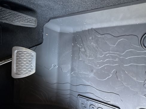 New 2026 Jeep Gladiator Willys image 17