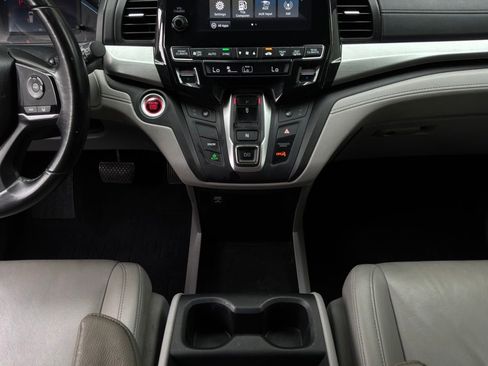 Used 2018 Honda Odyssey EX-L image 16