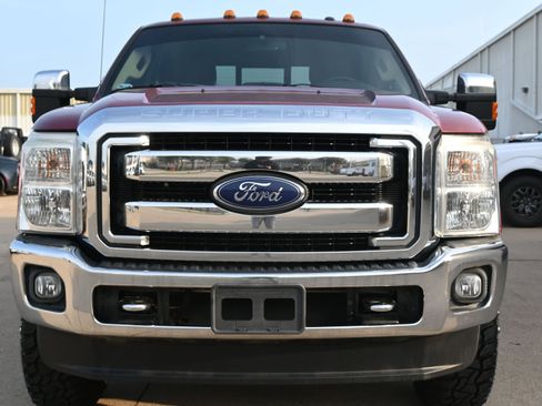 Used 2016 Ford F350 Lariat w/ Chrome Package image 9
