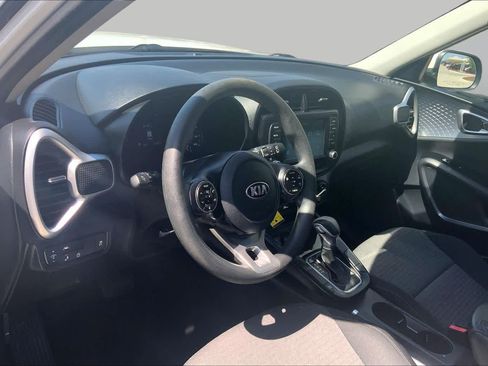 Used 2021 Kia Soul S FWD image 18
