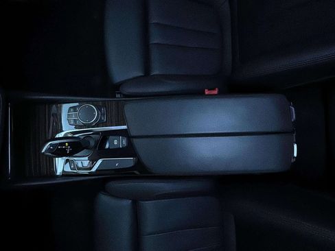 Used 2018 BMW 530i xDrive image 42