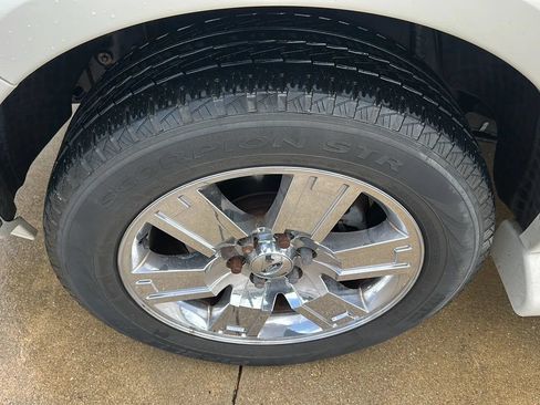 Used 2008 Ford Expedition Limited RWD image 9