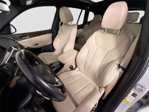 Used 2019 BMW X3 sDrive30i w/ Driving Assistance Package RWD image 17