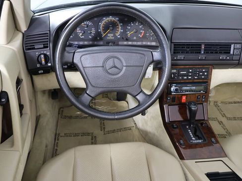 Used 1995 Mercedes-Benz SL 500 image 29