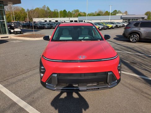 New 2026 Hyundai Kona SEL Premium FWD image 2