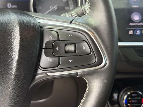 Used 2023 Buick Encore GX Essence w/ Experience Buick Package FWD image 30