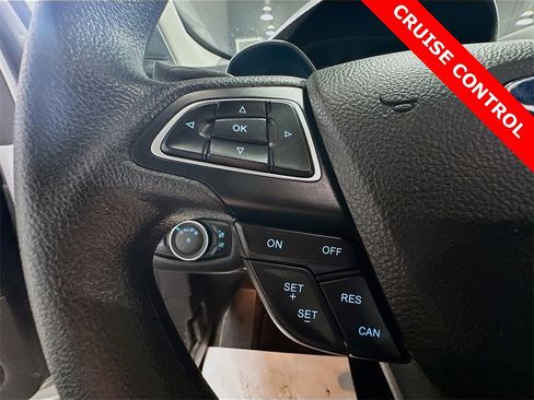 Used 2018 Ford Escape SE w/ SE Sync 3 Package image 33