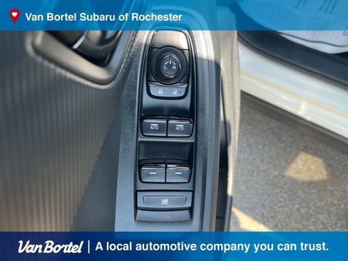 Certified 2024 Subaru Crosstrek 2.0i Premium AWD/4WD image 14