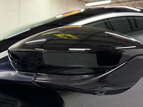 Used 2019 Aston Martin V8 Vantage Coupe RWD image 24