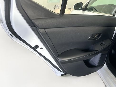 Used 2025 Nissan Sentra S image 24