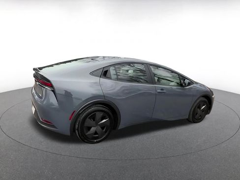 Used 2025 Toyota Prius LE image 14