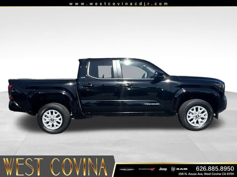 Used 2024 Toyota Tacoma SR5 RWD image 12