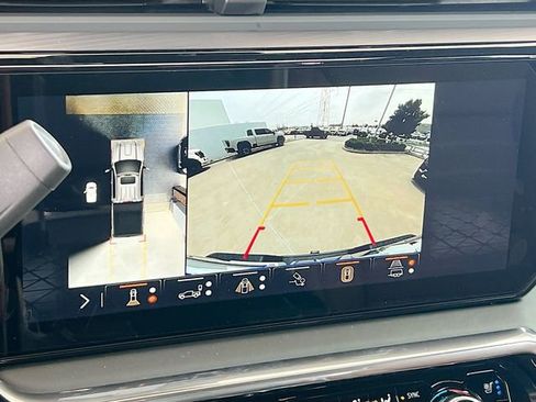 New 2026 GMC Sierra 2500 Denali Ultimate AWD/4WD image 9