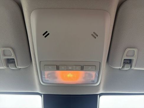 Used 2022 Buick Encore Preferred w/ Safety Package image 50