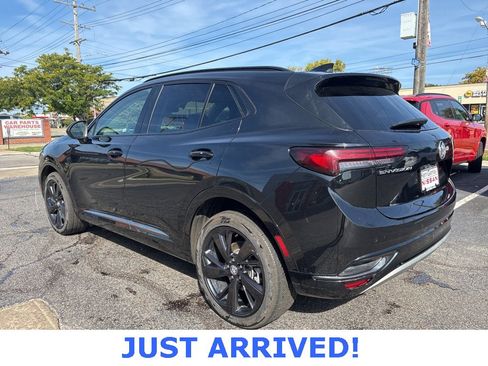 Used 2023 Buick Envision Essence w/ Sport Touring Package image 5