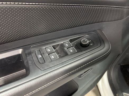 Used 2024 Volkswagen Atlas SE image 21