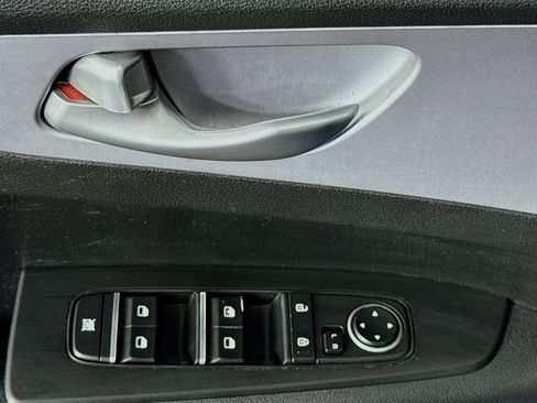 Used 2024 Kia Forte LXS w/ LXS Technology Package FWD image 22