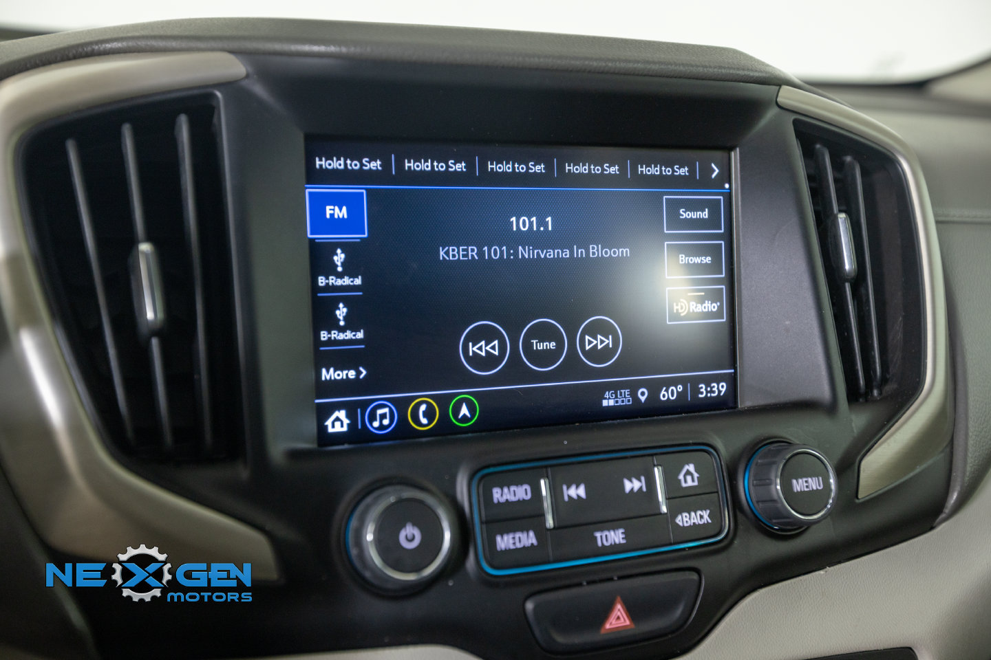 Used 2018 GMC Terrain Denali w/ Advanced Safety Package FWD image 18