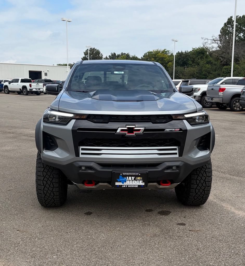 New 2026 Chevrolet Colorado ZR2 w/ Technology Package AWD/4WD image 8