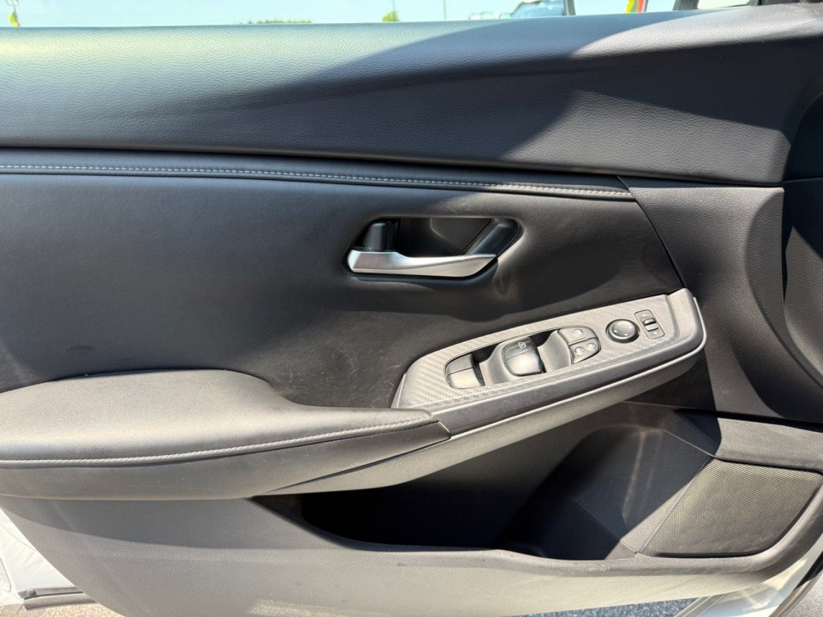 Used 2024 Nissan Sentra SV w/ All-Weather Package FWD image 33