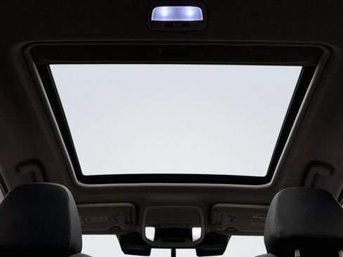 Used 2024 Subaru Forester Touring image 25